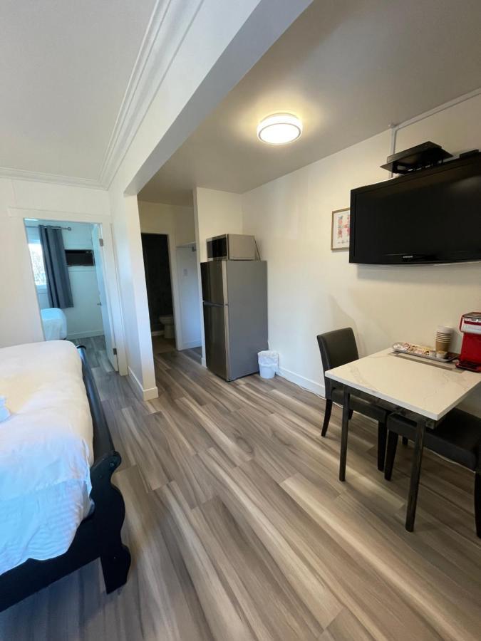 Destination Inn レイディアム・ホット・スプリングス エクステリア 写真